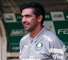 L'allenatore del Palmeiras Abel Ferreira