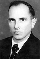 Stephan Bandera capo dell'Organizzazione di Nazionalisti Ucraini (Oun). Nel 1941 cercò invano di forzare la mano ai tedeschi per uno stato ucraino indipendente. Finì in campo di concentramento. Fu fatto uccidere da Stalin nel 1950 mentre era in esilio a Monaco