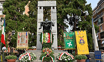 Ecco la Guerra. Il monumento ai bambini della scuola elementare 'F.Crispi' uccisi nel bombardamento statunitense di Gorla il 20 ottobre 1944