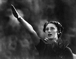 Ondina Valla sul podio più alto di Berlino 1936