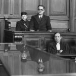 Robert Brasillach durante il processo