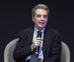 Il giornalista e saggista Angelo Polimeno Bottai autore del saggio «Il traditore»