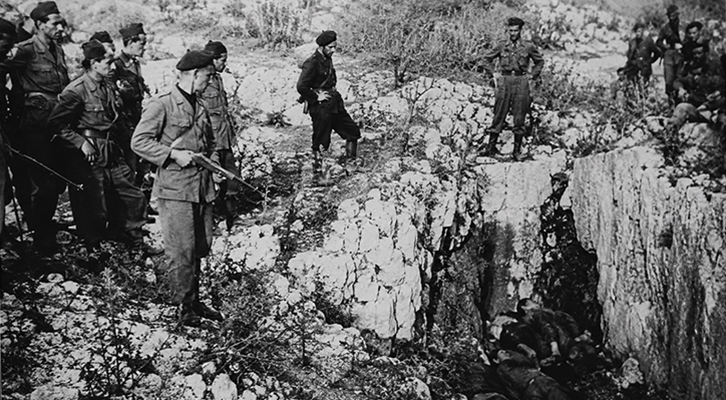 Fausto Biloslavo sfida la narrazione dominante sulle foibe e rilancia una lettura militante e controversa intorno ad un confine che divide ancora.